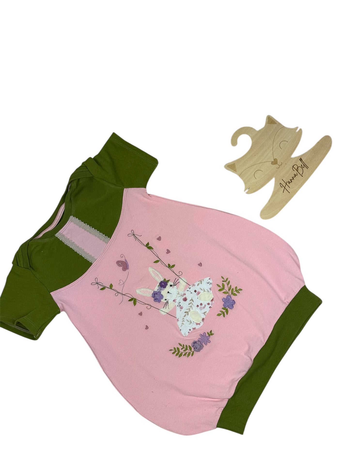 Einzigartige Ballontunika „Häschenzauber“ in Rosa und Grün - Gr.98 - Hannabell