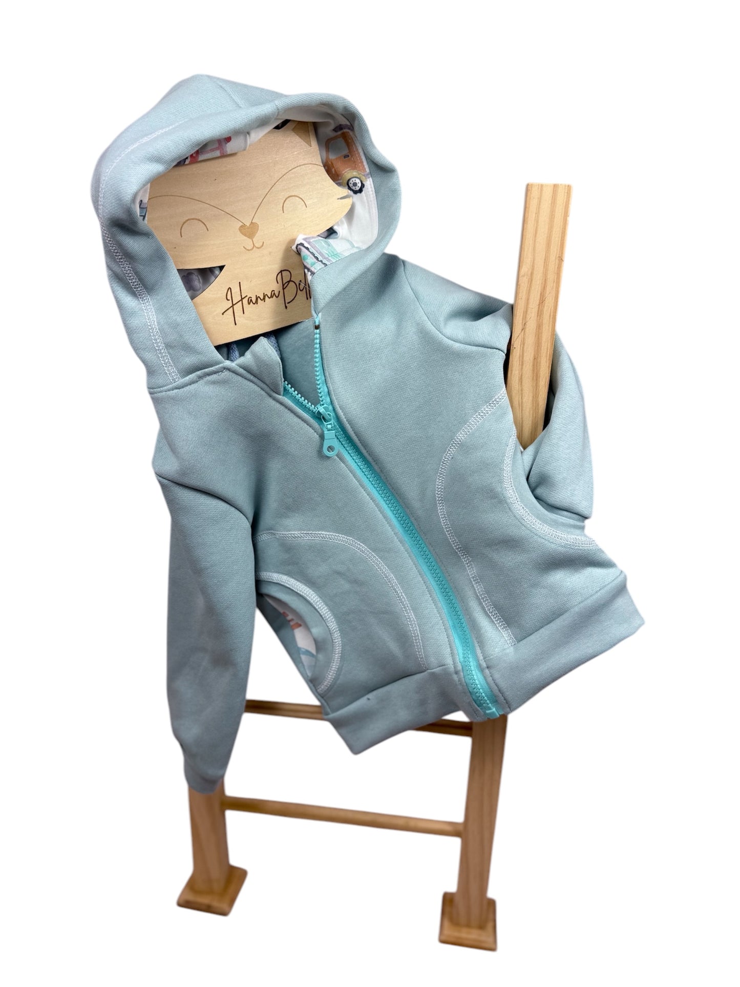 Vorderansicht: Sweatjacke für Jungen und Mädchen mit Kapuze & Baustellen Design