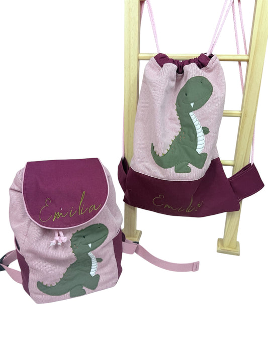Set: Kindergarten und passender Turnbeutel, beides im Shop erhältlich, mit Dino Motiv ( T-Rex)