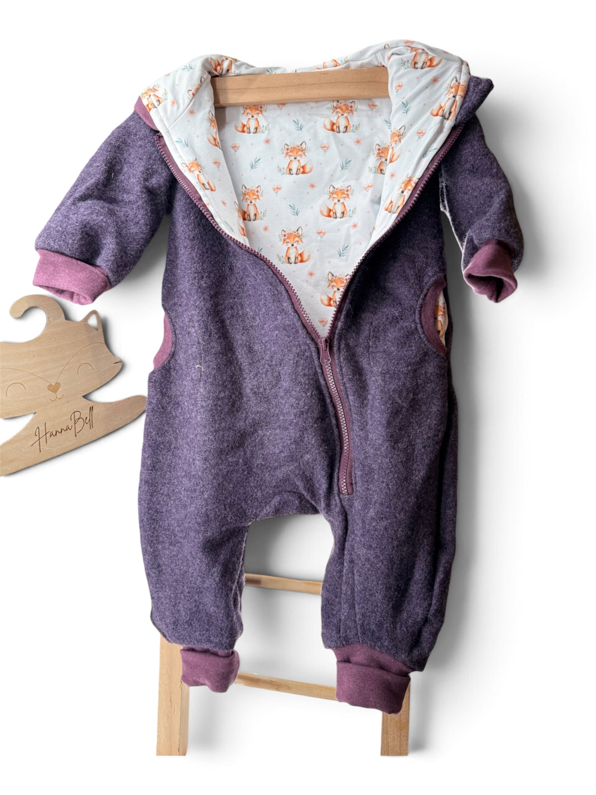 Lila Wollwalk Overall Größe 92 mit Fuchsmotiv im Innenfutter und Reißverschluss