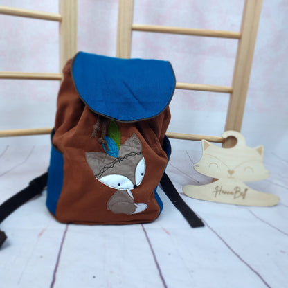 „Hier deinen individuellen Kita-Rucksack zusammenstellen – robust, geräumig und mit Wunschbestickung gefertigt“