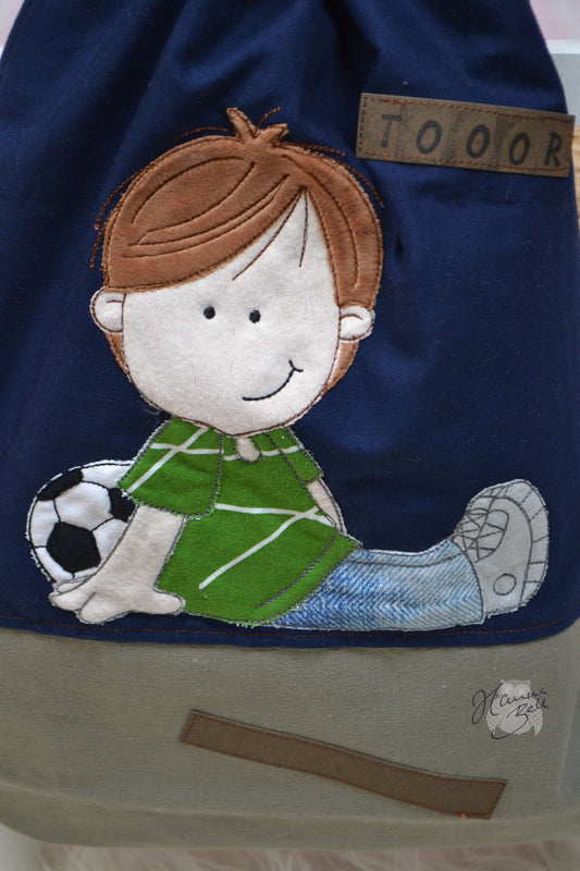 Junge Fußball
