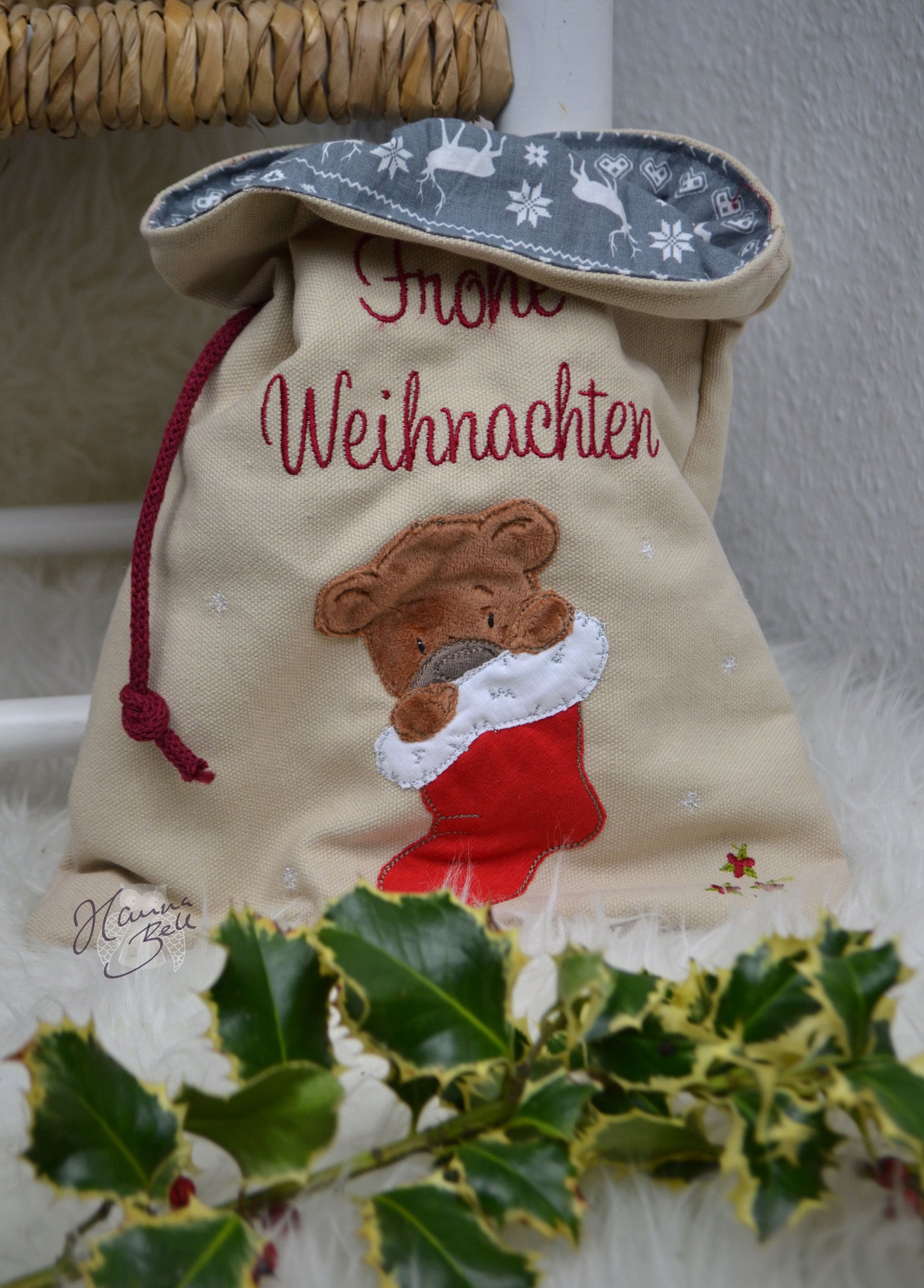 Personalisierter Nikolaus-Sack mit Teddy in Nikolaussocke