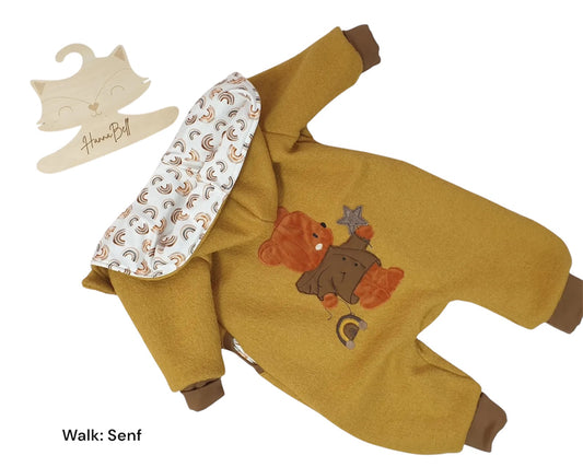 Senfgelber Wollwalk Overall Baby, Größe 80, mit Regenbogen-Bärli-Stickerei, gefüttert mit Regenbogen-Jersey, perfekt für Herbst und Winter